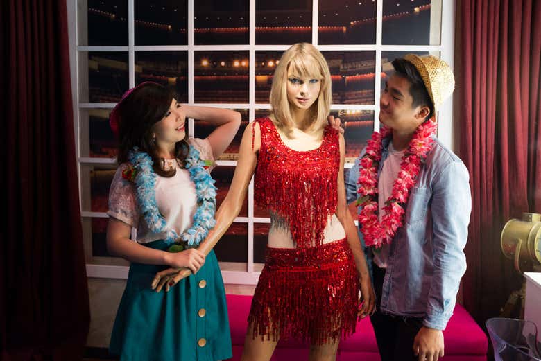 Posando com Taylor Swift